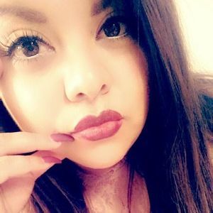 Meet your Posher, Yessi